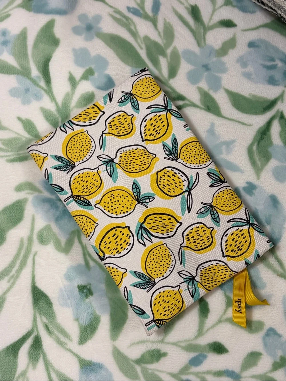 ipsy lemon bag